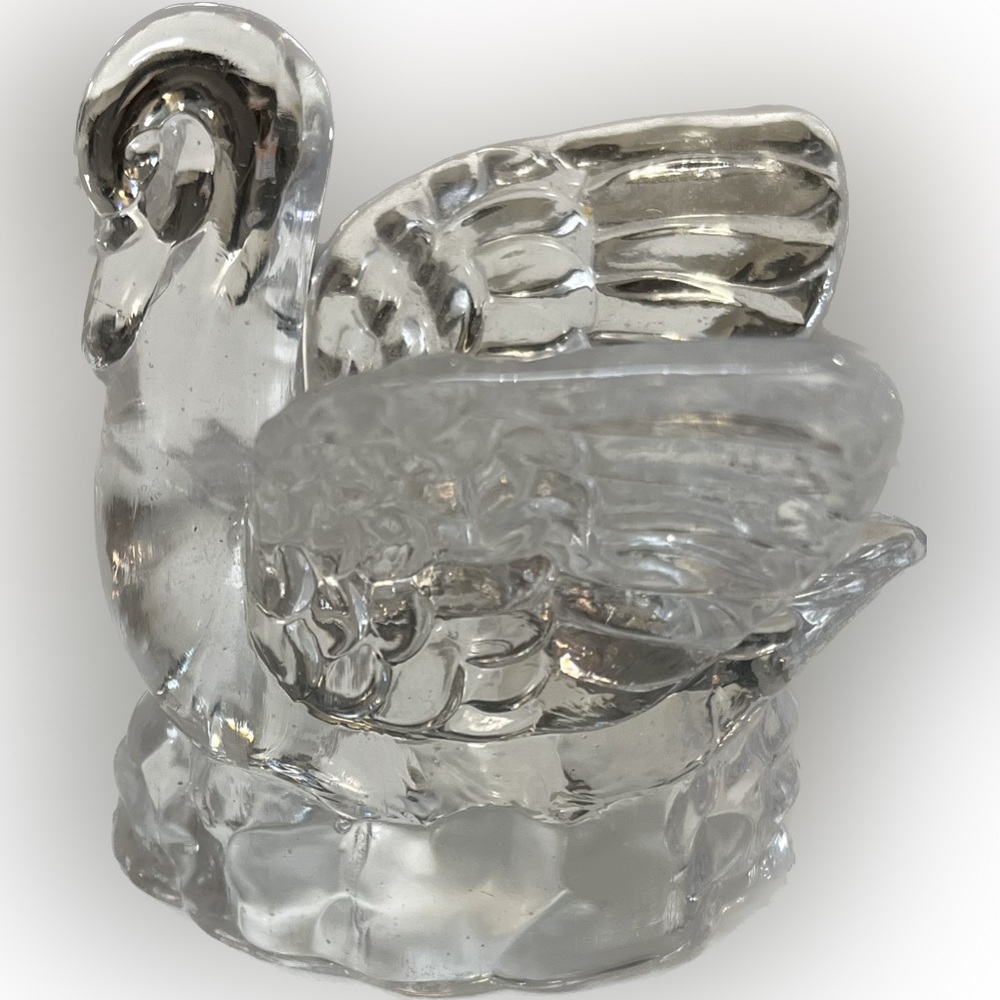 Elegant Clear Glass Swan Figurine